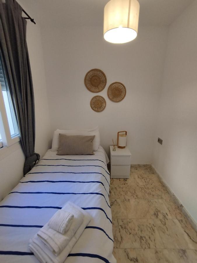 Love Rent4 Malaga Lyli Торремолинос Экстерьер фото
